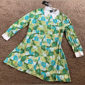 NWT~Vintage 1970’s Inspired Bright and Beautiful Floral Palm Shirt Dress, XL